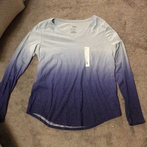 Long sleeve vneck